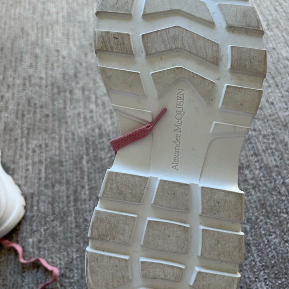 Alexander McQueen Women’s Tread Slick Boots in Pink/White - Picture 12 of 15